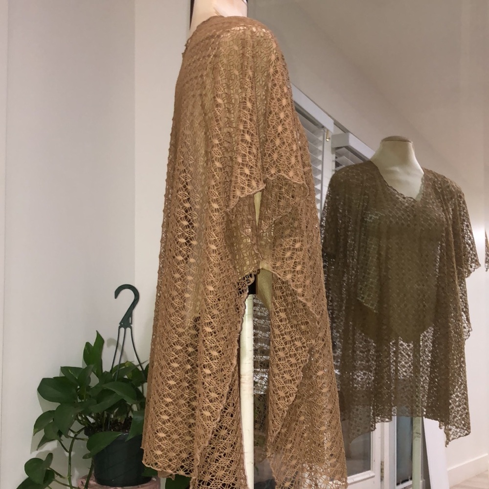 Crochet Lace Knit Wrap Shawl Cover-Up - Picture 5 of 7